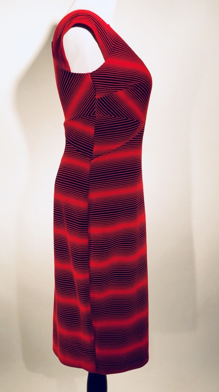 ECI New York Designer Stretch Dress.NWT Red Black Price $39 Size S