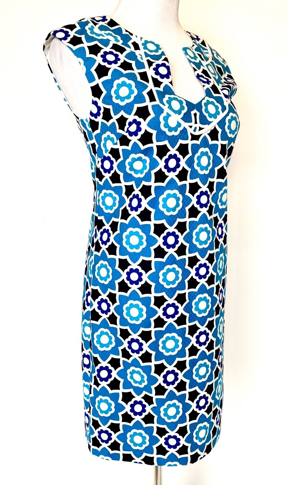 Trina Turk Sleeveless Moroccan Print Tunic Dress Retail $298 Price $108 Sz 2