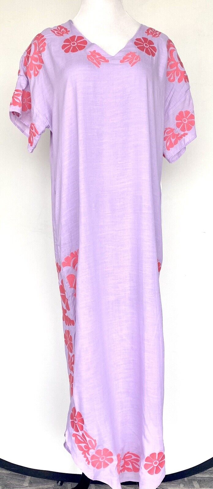 NWT J Marie embroidered Lilac Linen mix Kaftan Dress S Retail $136 Price $69