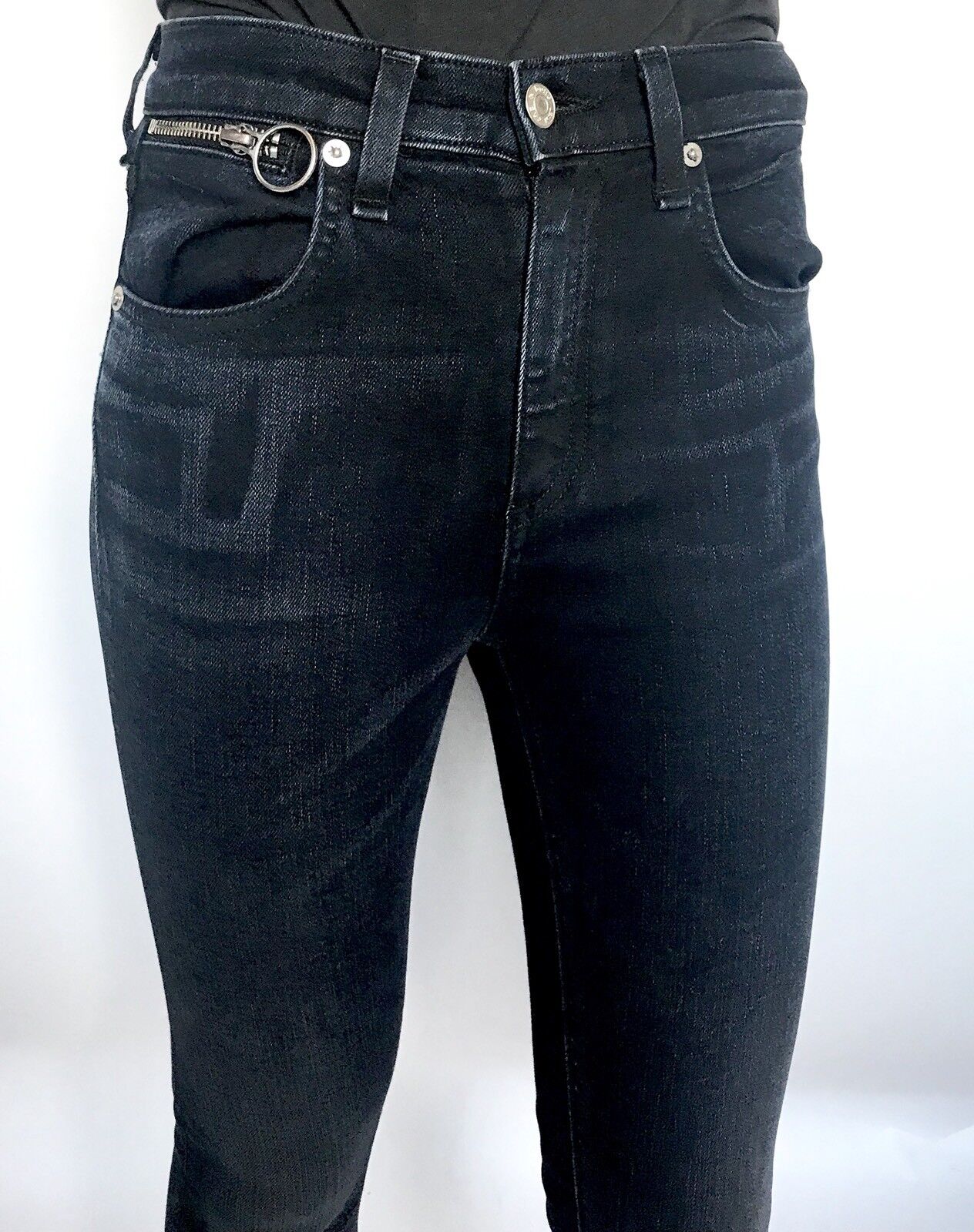 Rag & Bone Black Brook O Ring Capri Jeans. Size 24 Retail $275 Price $115 NWT