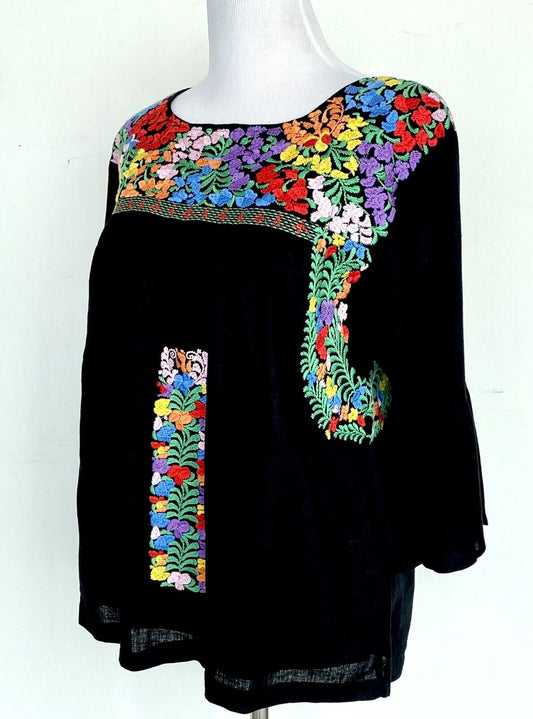 J Marie embroidered Bianca Top bell sleeve size XSmall Retail $92 Price $42 NWT
