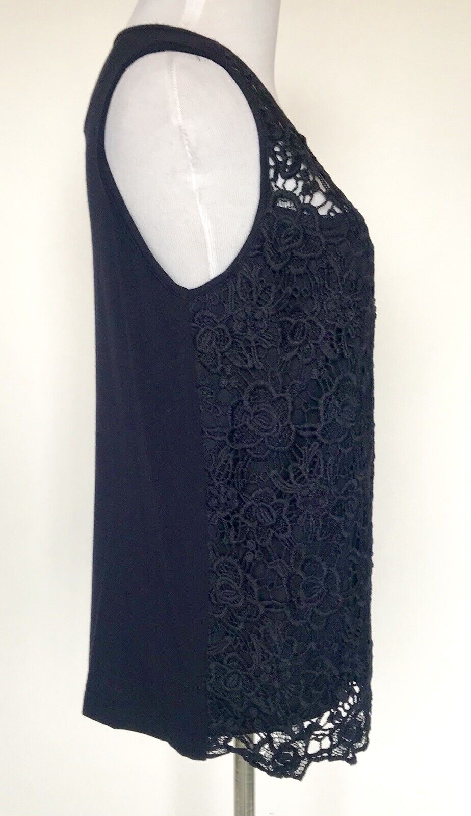 Nanette Lepore Navy Blue Crochet Lace Top NWT Size S Retail $98 Price $36