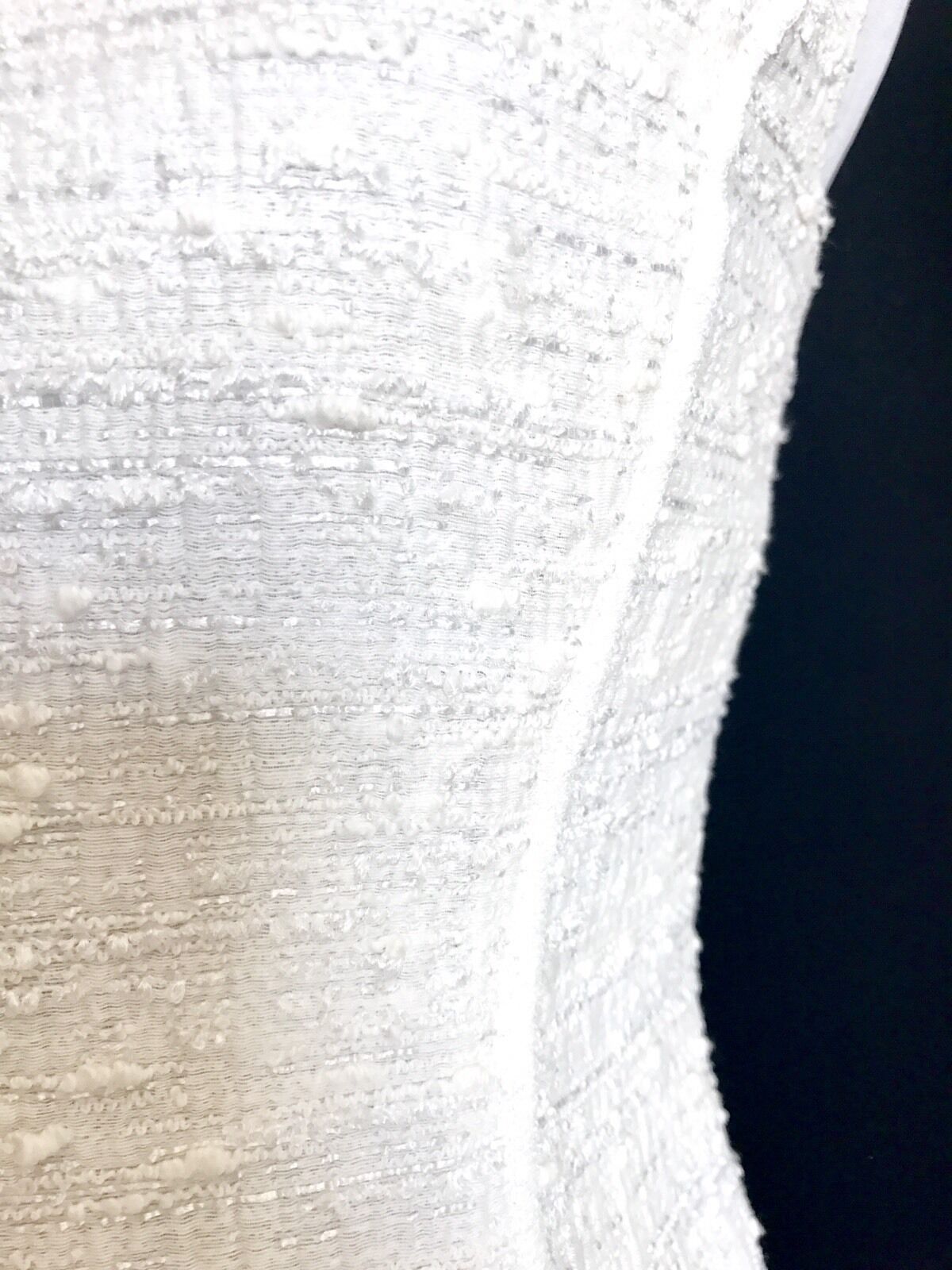 Carolina Herrera White  Formal Dress. Retails $910 NWT Price $395 Size 0