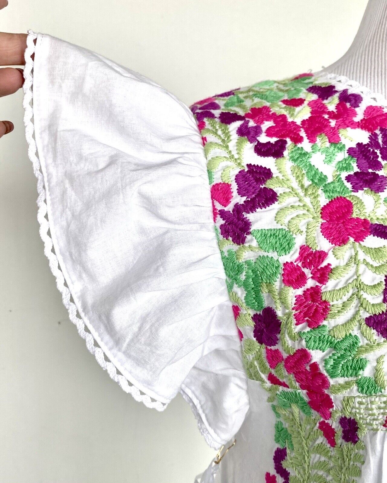 NWT J Marie embroidered Tiered Maria Dress size Medium Retail $124 Price $72