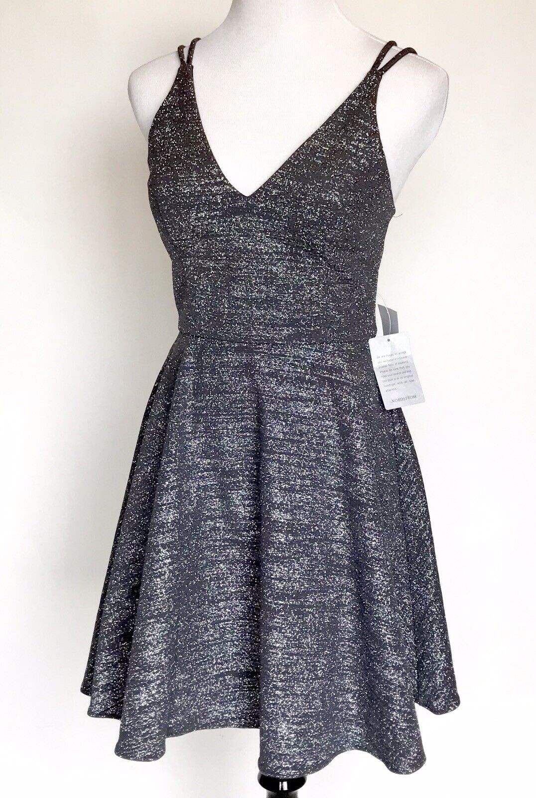 Xscape Glitter Gray Skater Dress Tulle Under Size 6  Retails $188 Price $68 NWT