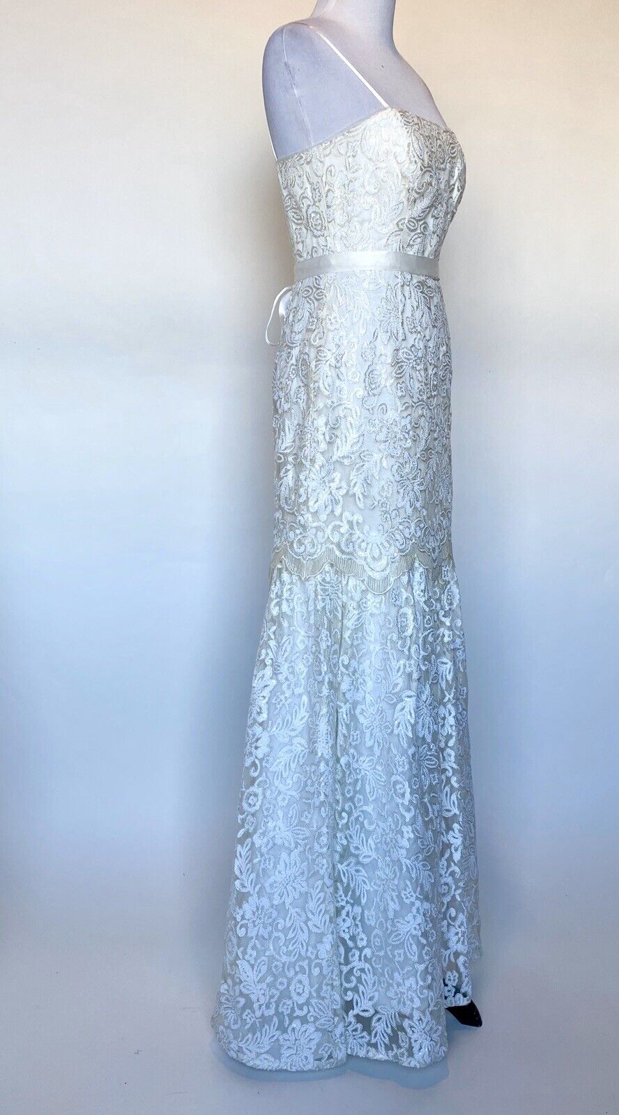Adrianna Papell Ivory Sequin  Wedding Dress NWT Size 2 Retails $399 Price $189