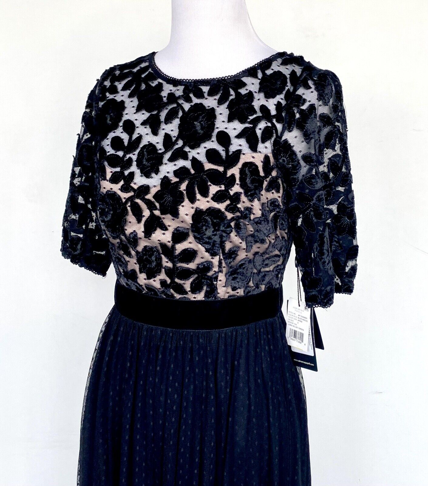 Adrianna Papell Black Velvet & Net Rose Gown NWT Size 0 Retail $199 Price $89
