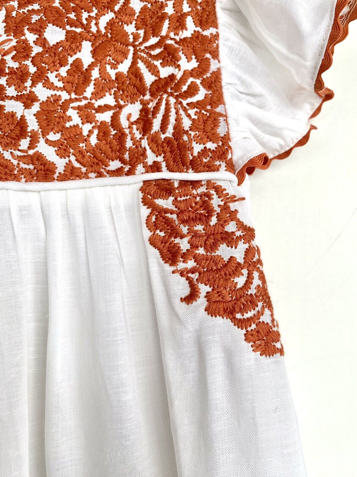 J Marie embroidered Gudalupe Dress 5T Retail $92 Price $56 Linen Mix White Red
