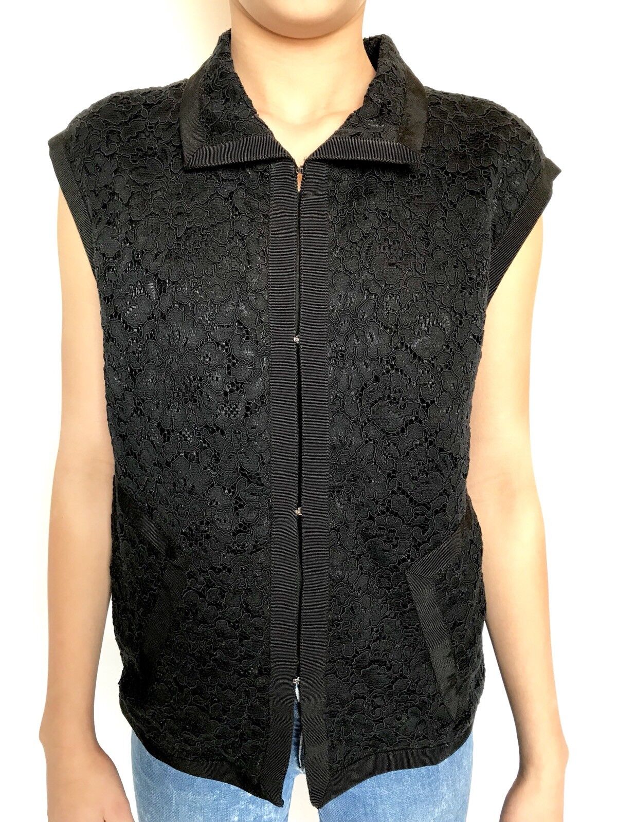 Carolina Herrera Black Lace Waistcoat Top. NWT Retail $600 Price $245 Size XS