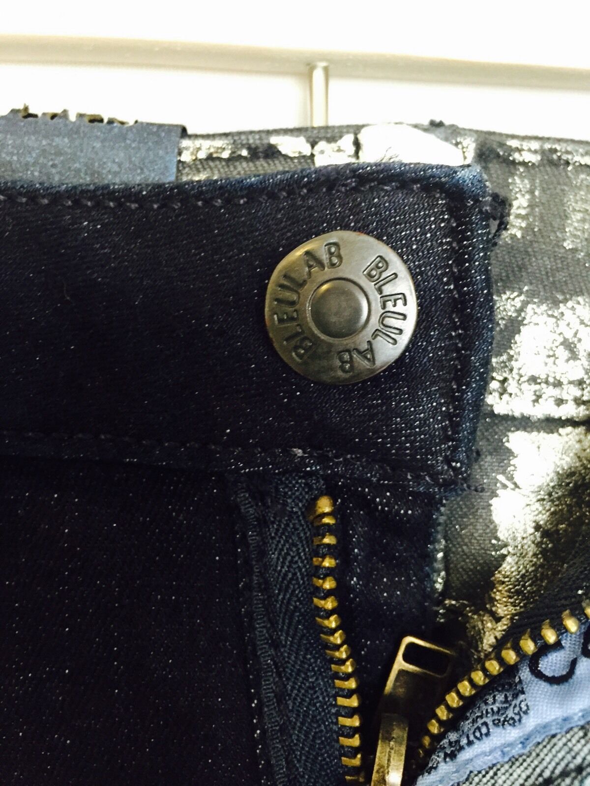 BLEULAB Reversible jean shorts.retails $198 price $39 SILVER CRACK FOIL 23 Waist