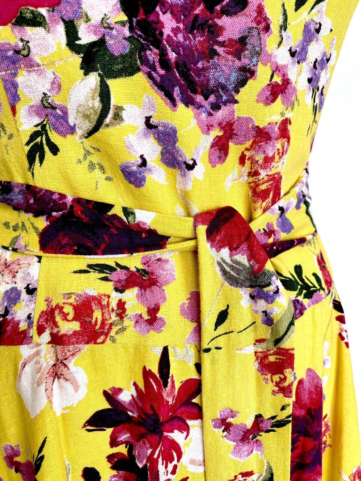 Taylor Yellow Floral Linen Mix Dress. NWT Size 2 Retail $138  Price $75