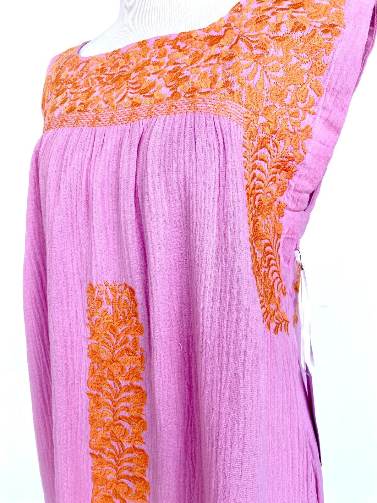 J Marie embroidered Rory Dress size XS Retail $116 Price $65 Cotton pink orange