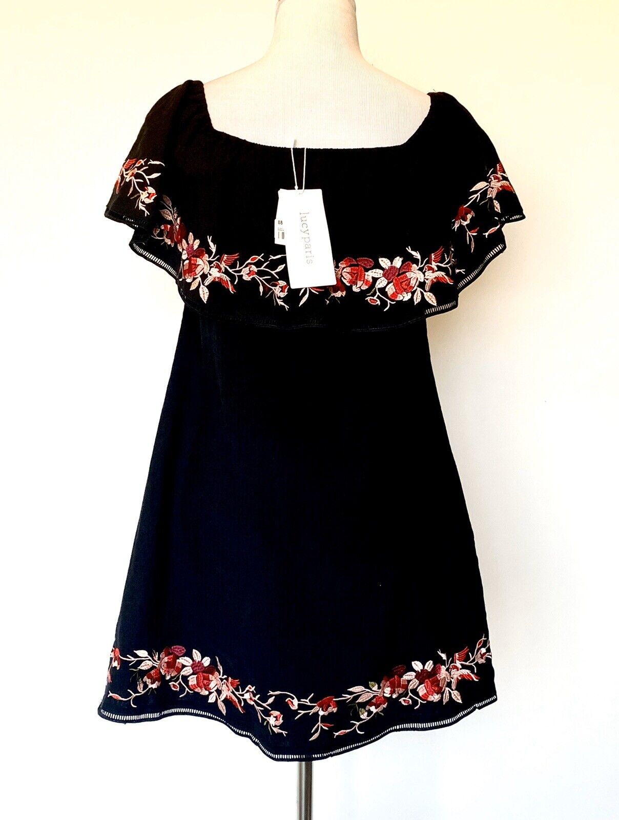 Lucy Paris Embroidered Off Shoulder Dress Retail $88 Price $29 NWT XSmall
