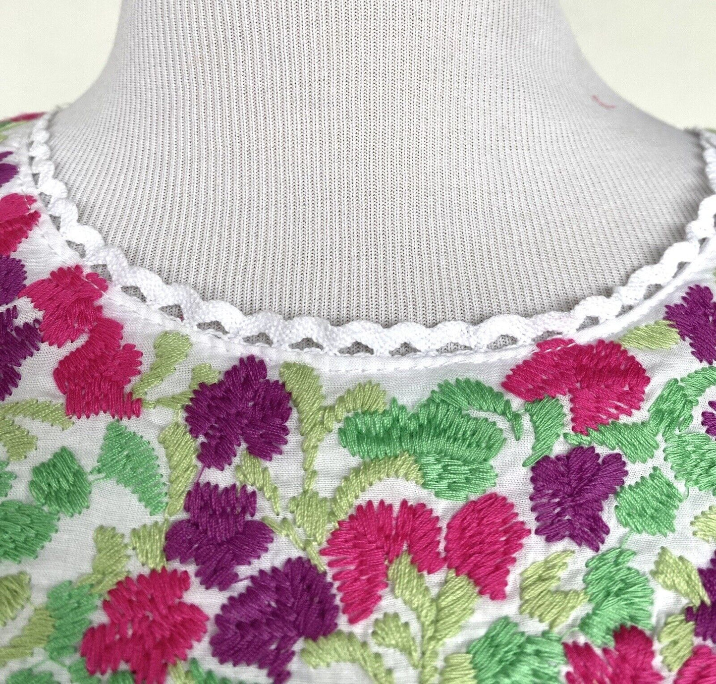 NWT J Marie embroidered Tiered Maria Dress size Medium Retail $124 Price $72