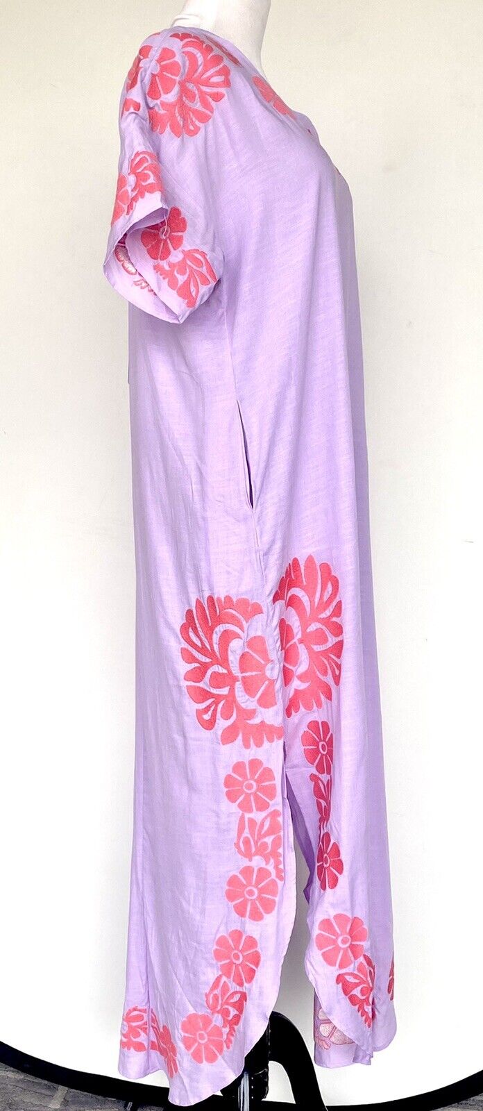 NWT J Marie embroidered Lilac Linen mix Kaftan Dress S Retail $136 Price $69