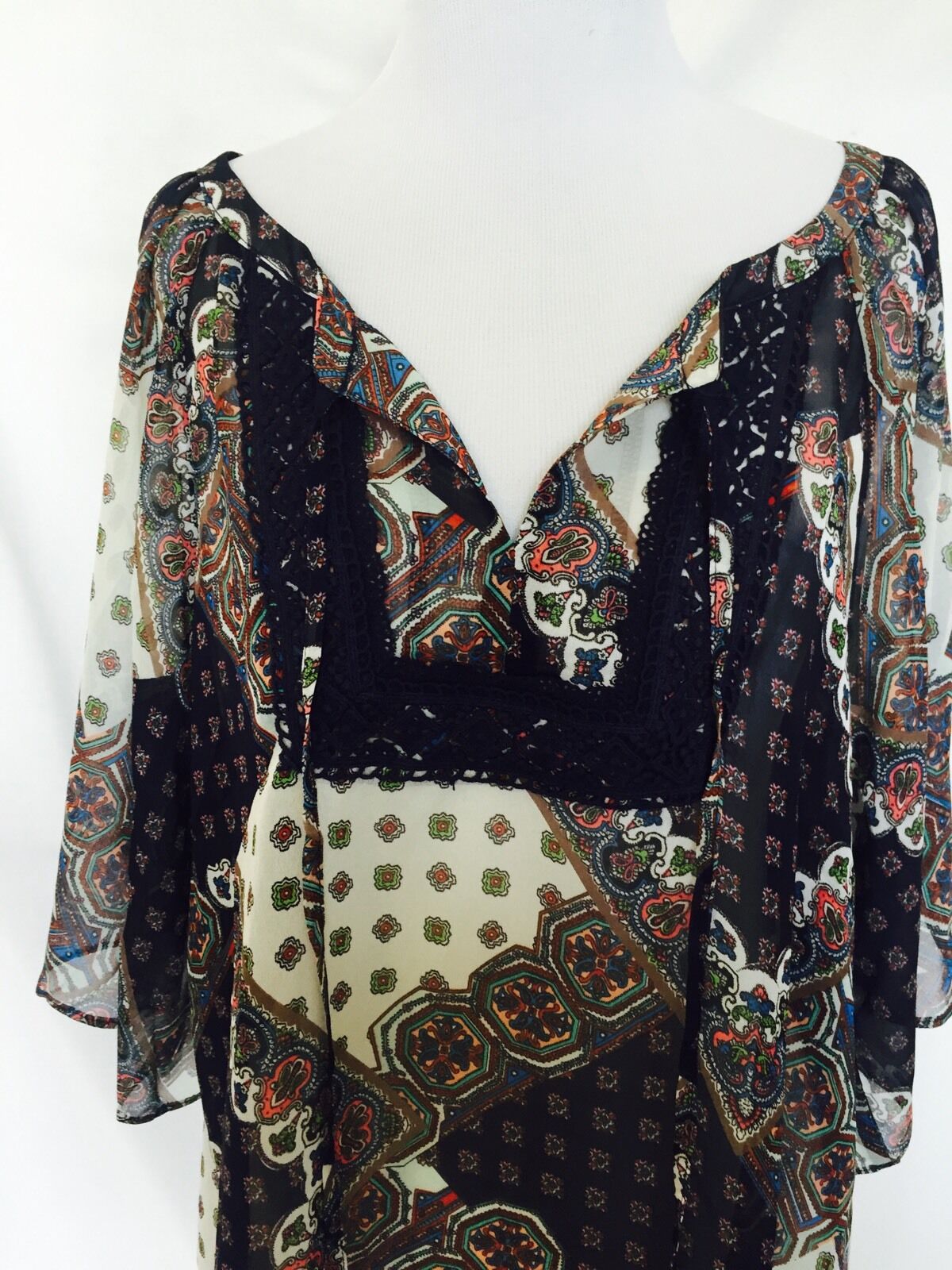 ARK & CO Boho top with Blue crochet detail. NWT Size M. Retails $78 Price $22