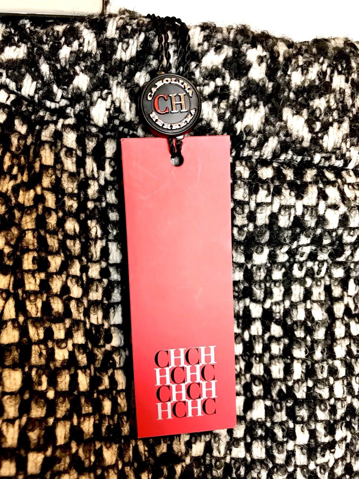 Carolina Herrera Tweed Wool Alpaca Mohair Skirt NWT Retail $385 Price $195 Sz 8