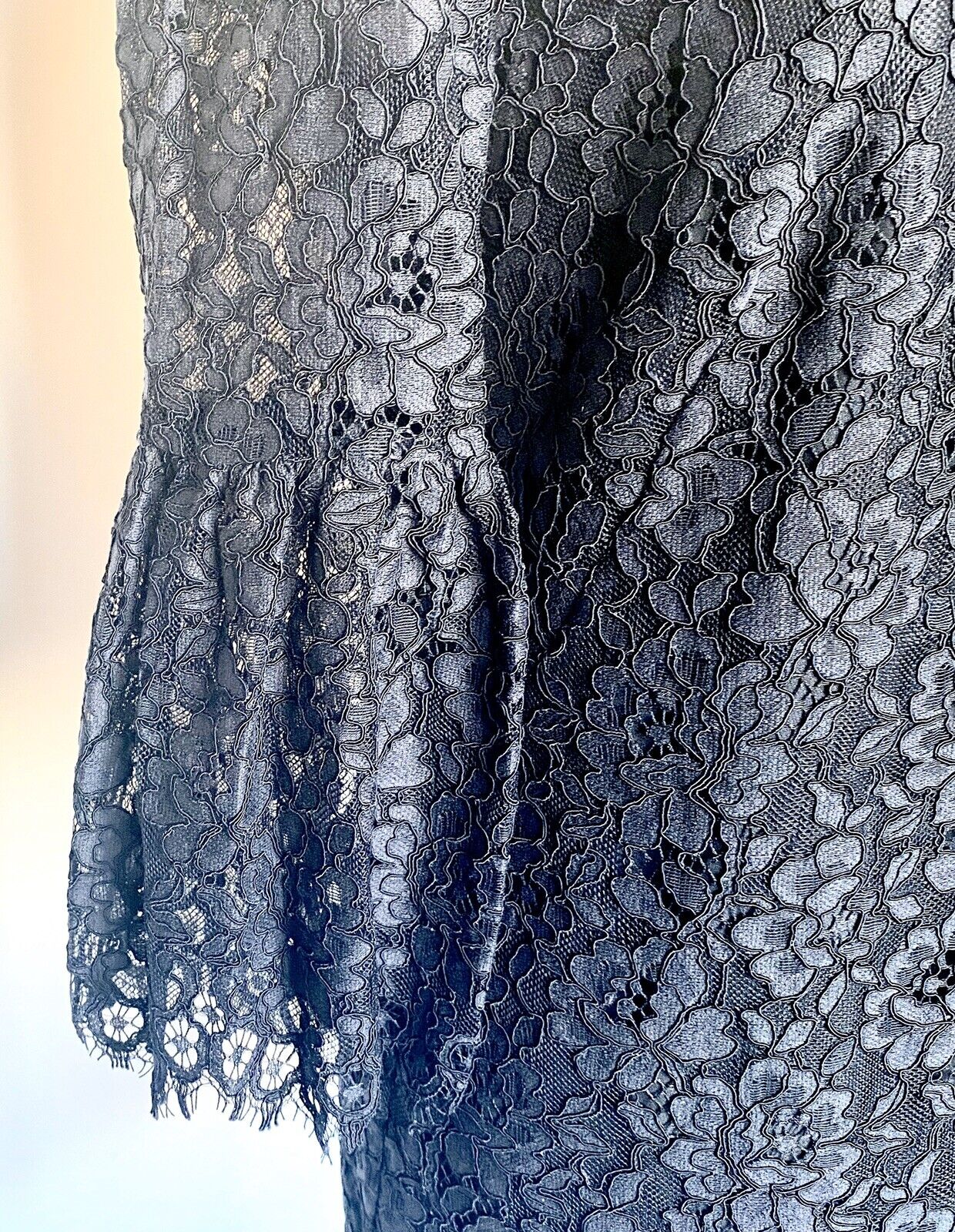 Juicy Couture Black Label Lace Bell Sleeve Dress O Retail 248  Price $69 NWT