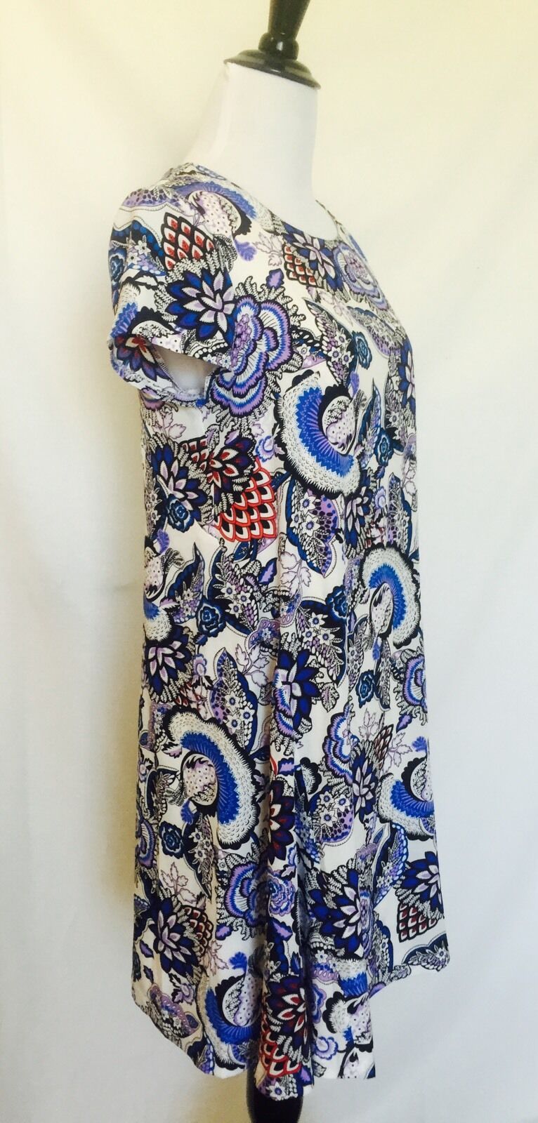 Betsey Johnson Flowered Print Blue & Red Dress Size 2 NWT Retail $148 Price $58