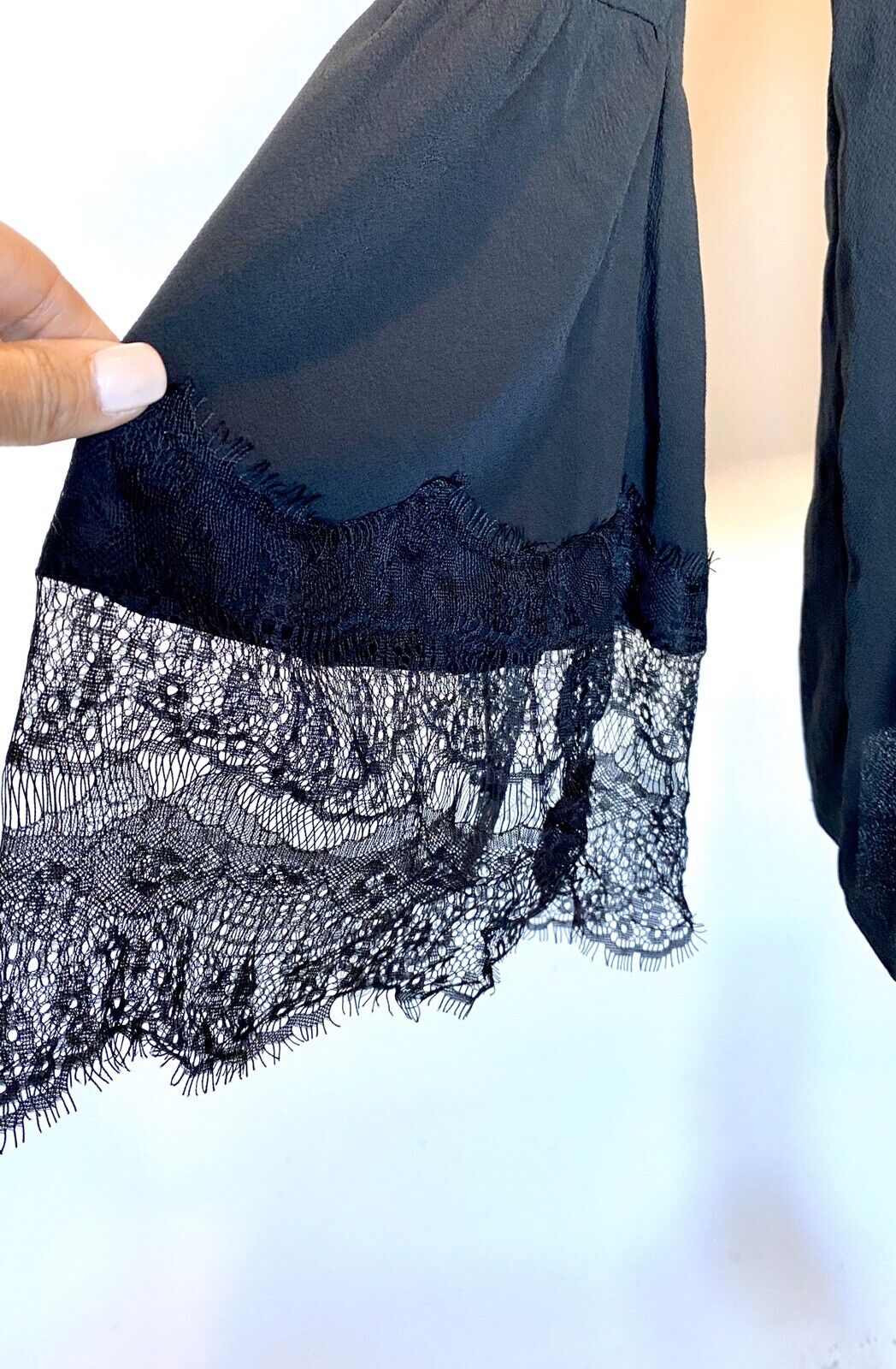 NINE WEST Black Lace Bell Sleeve Top XS Retails $89 Price $29 NWT