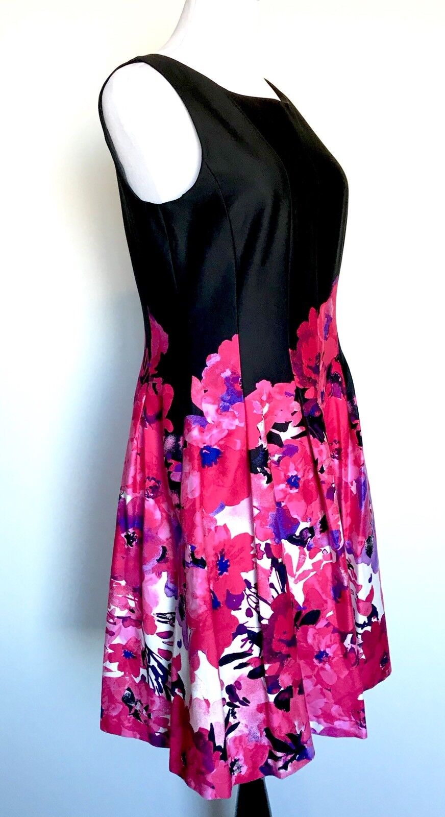 Chetta B Black& Pink Floral Dress. Size 8 Retails $98 Price $58 NWT