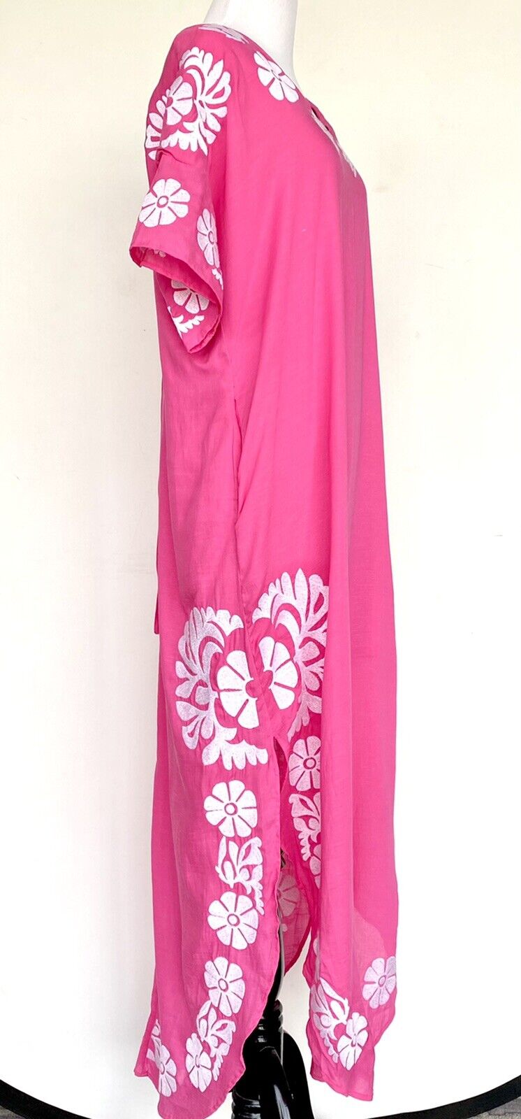 NWT J Marie embroidered Pink Linen mix Kaftan /  Dress XS Retail $136 Price $69