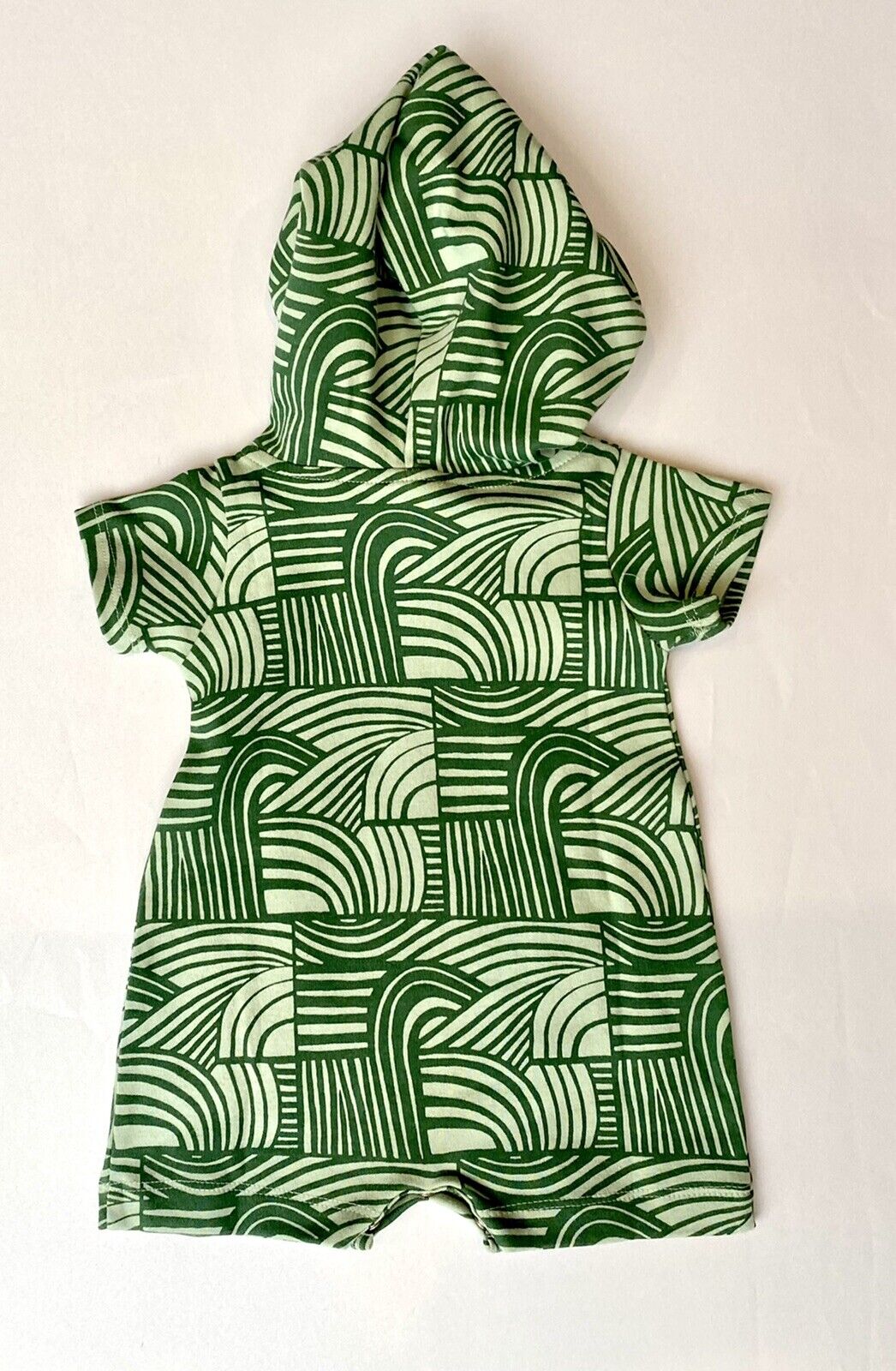 Kate Quinn Organic Cotton Sport Hooded Shortie Romper Retail $42 Price $32 0-3 M