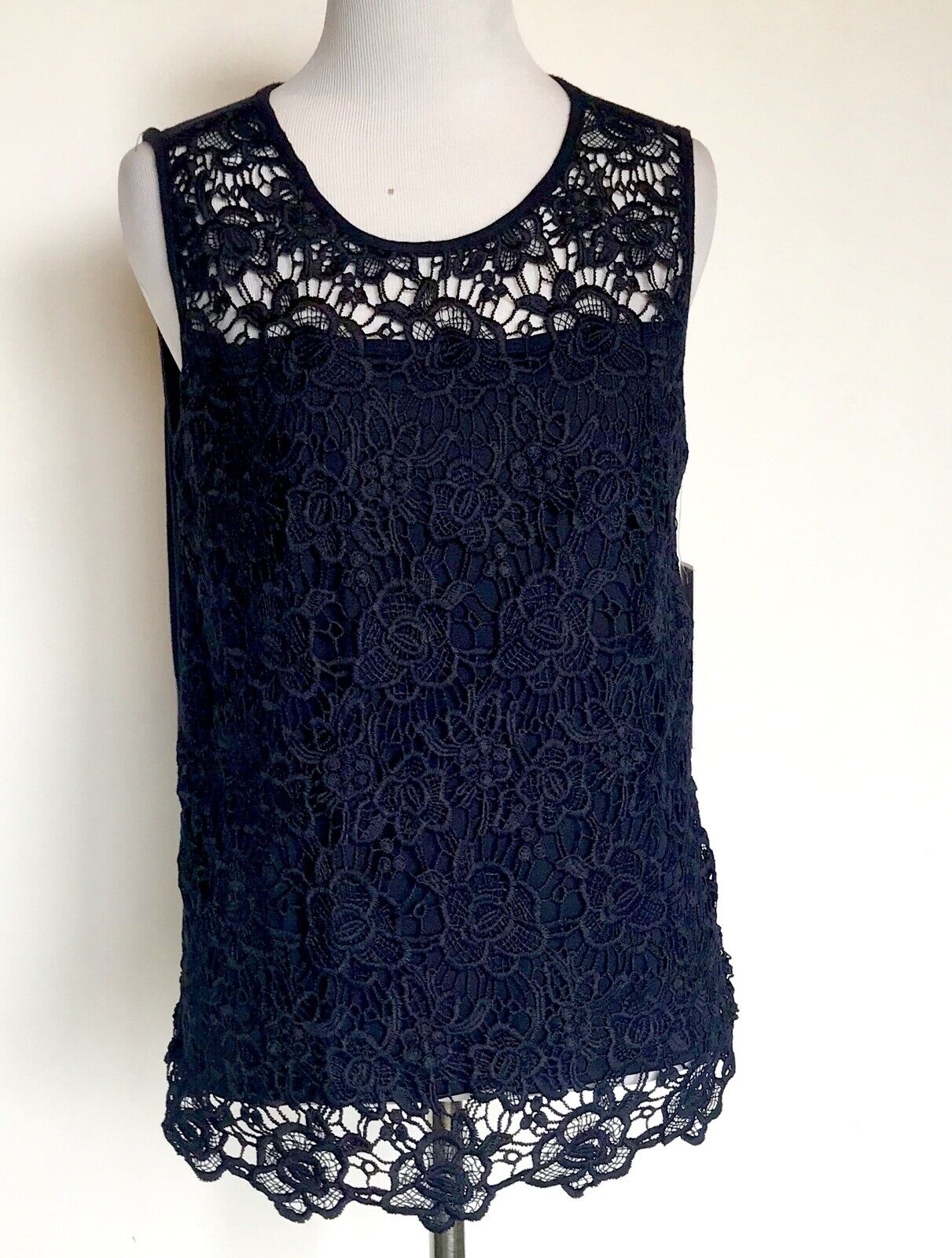 Nanette Lepore Navy Blue Crochet Lace Top NWT Size S Retail $98 Price $36