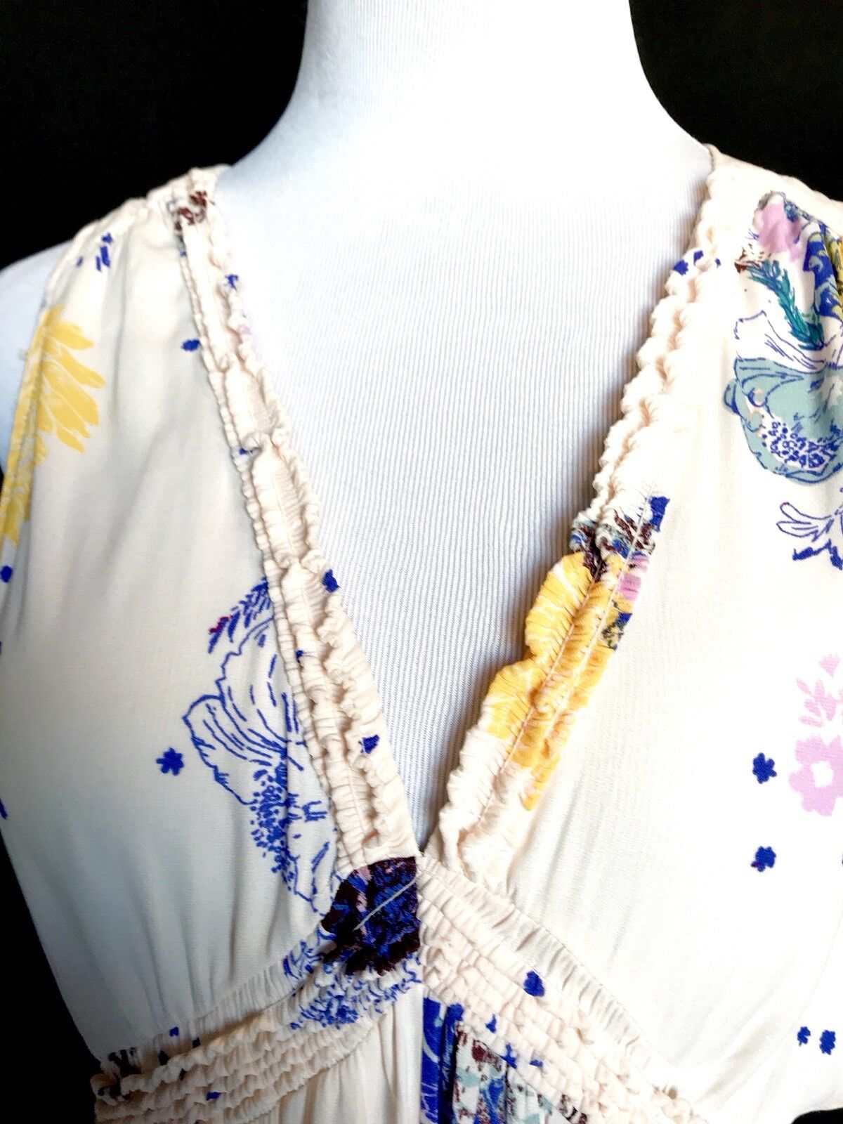 Free People Cream Pink Ruffle Top Retail $88 Price $48 NWT Size M