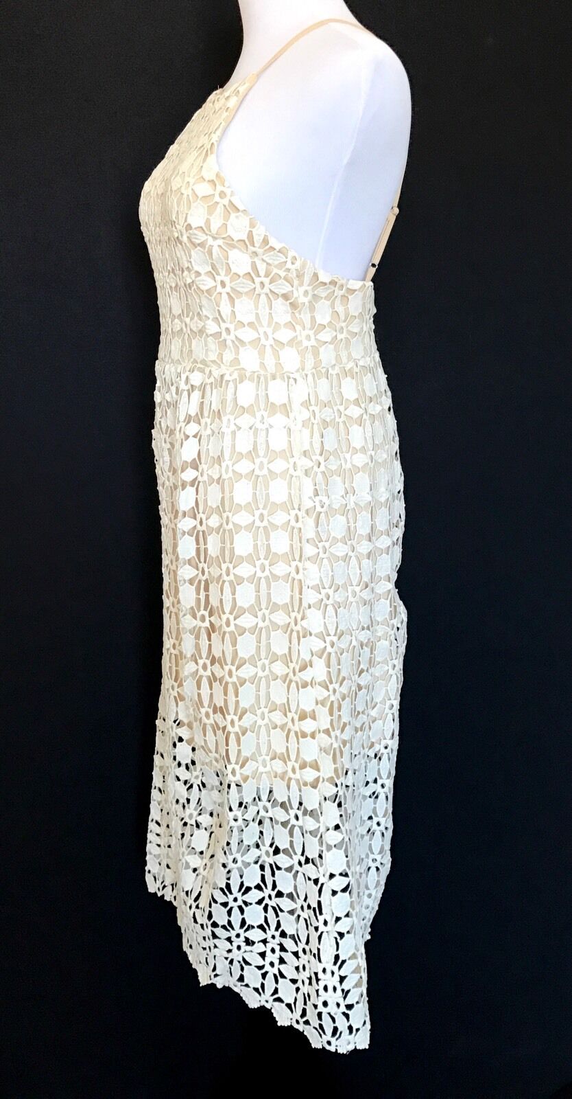 Romeo + Juliet Couture Cream Lace Crochet Dress NWT Retail $195 Price $59 Size M