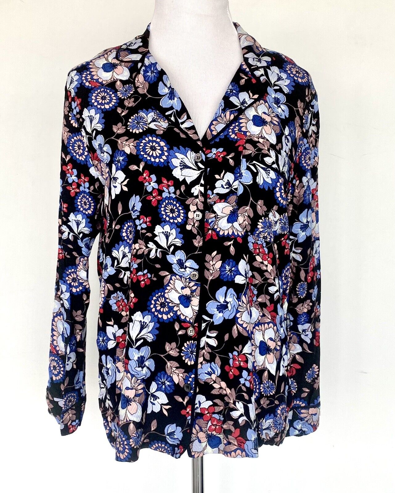 Beltaine Floral Black Piped Edge Blouse Retail $148 Price $38 S NWT