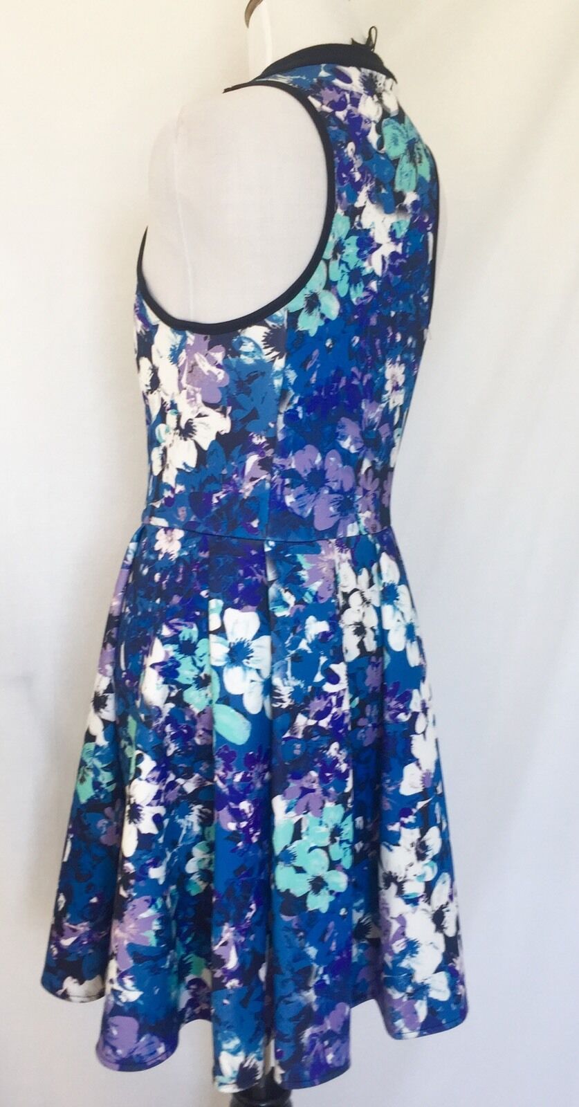Romeo + Juliet Couture Blue Stretch Zip Dress  NWT Retail $208 Price $49 Size M