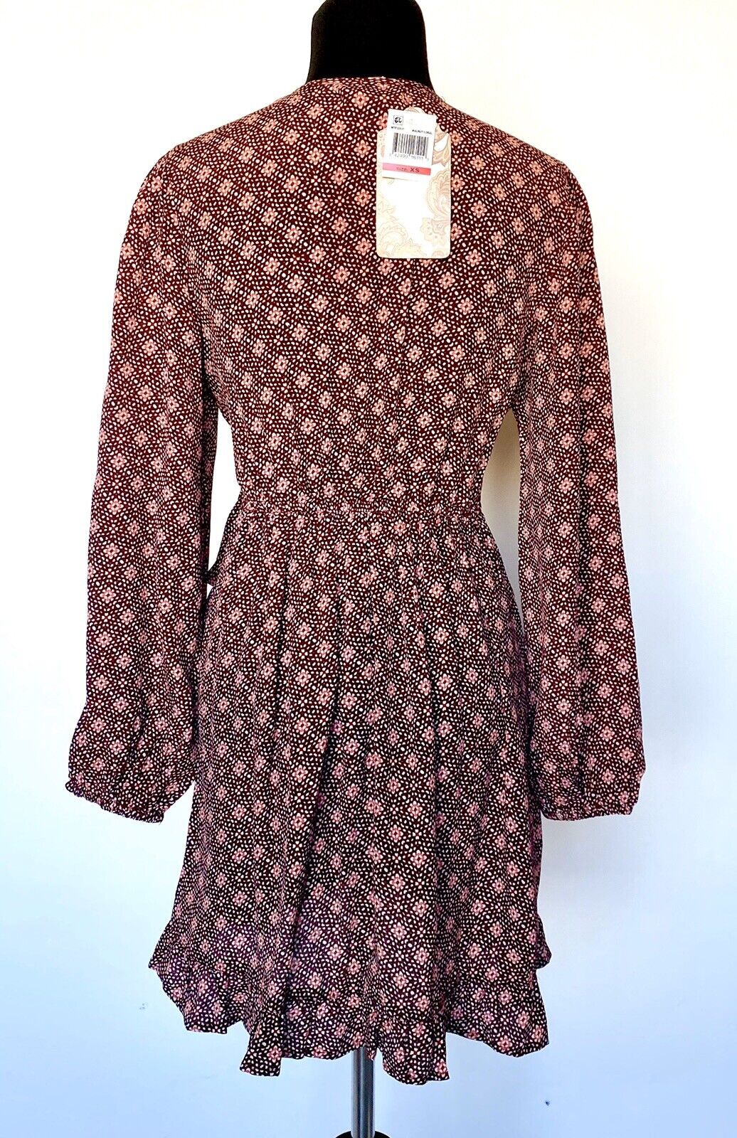 Band of Gypsies Printed Faux-Wrap Ruffle Dress Size XS Retails $78 Price $38 NWT