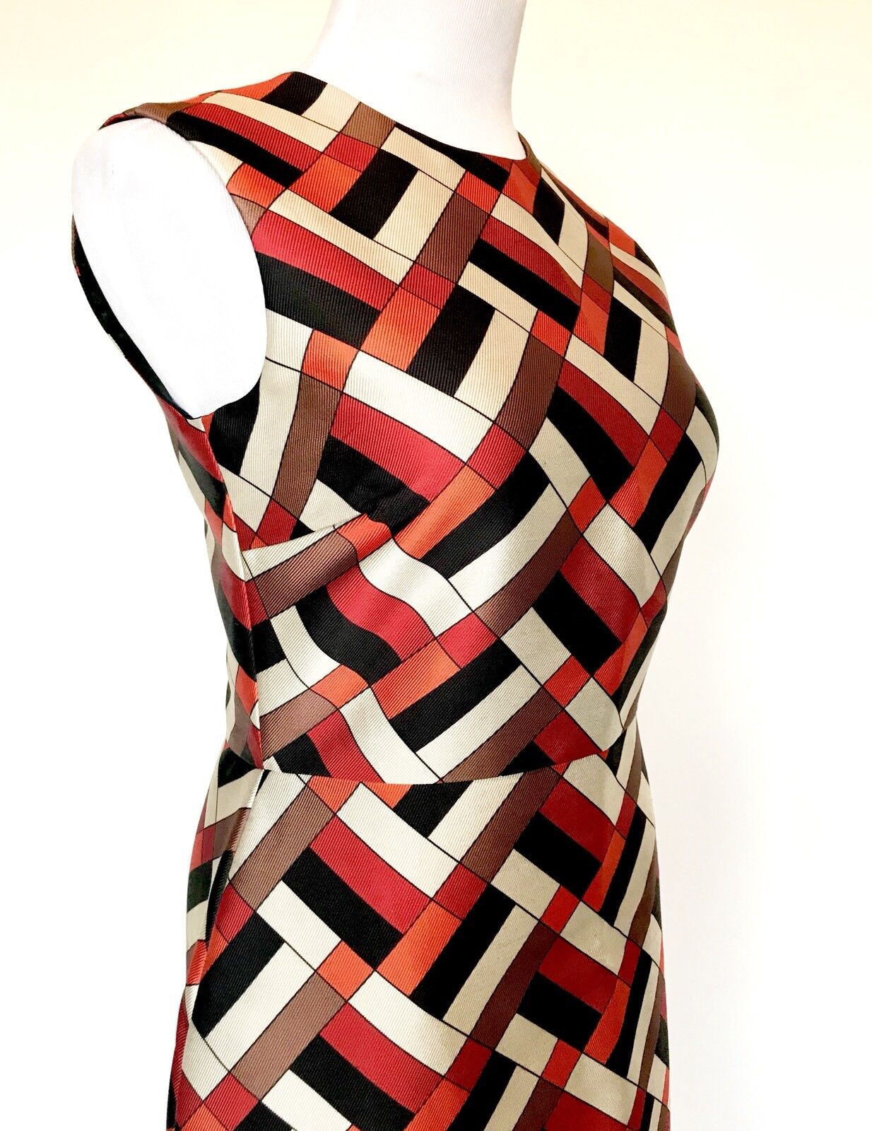 Carolina Herrera Burnt Orange Print Dress. Retail $885 Price $395 Size 4 NWT