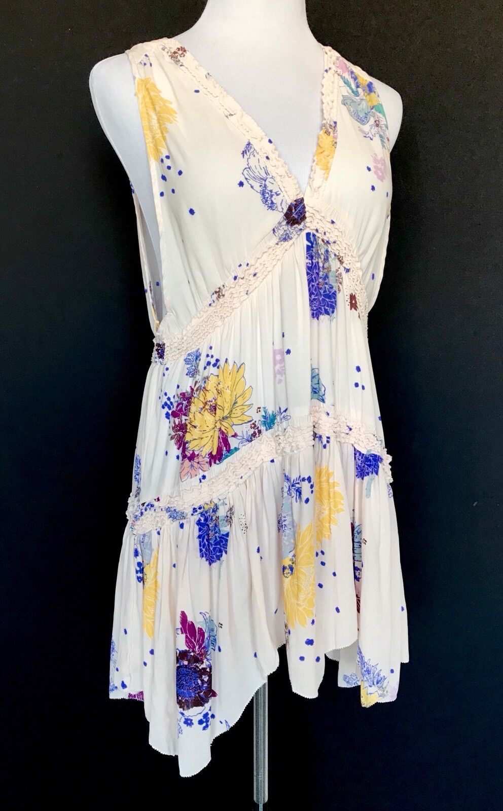 Free People Cream Pink Ruffle Top Retail $88 Price $48 NWT Size M