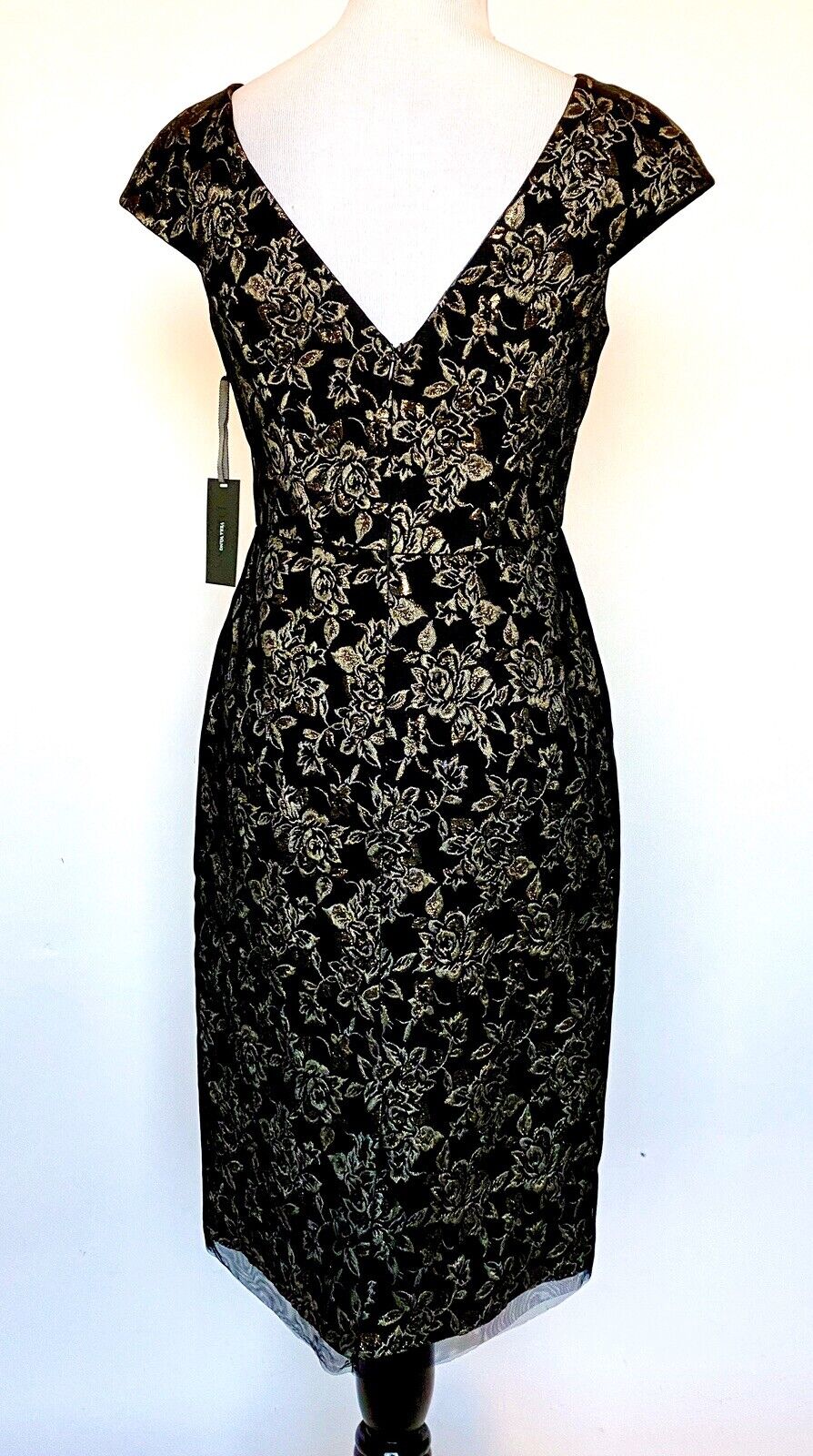 Vera Wang Black & Gold Metallic Party Cocktail Dress 2 Retail $299 Price $98 NWT