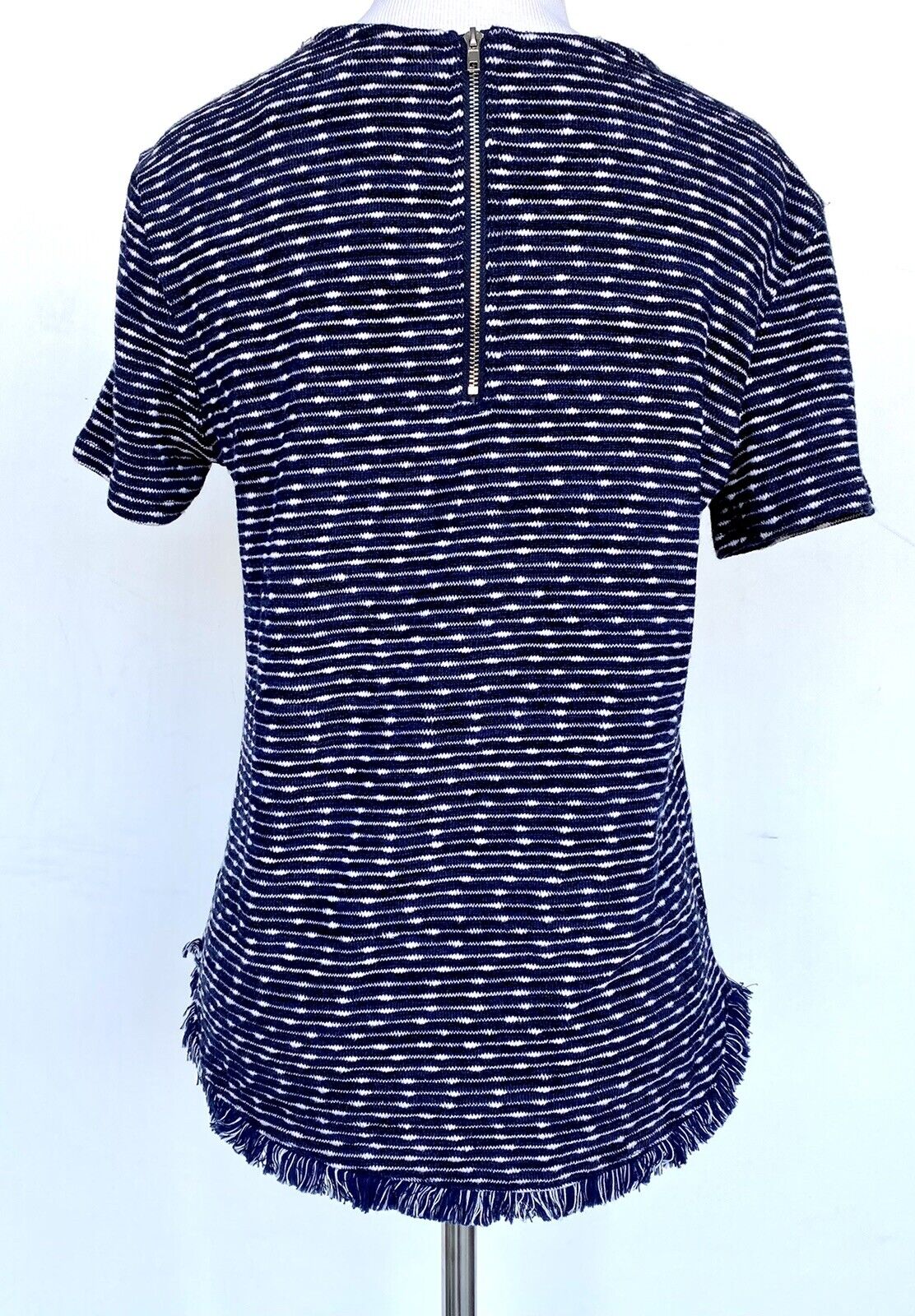 Emelia Navy white raw fringe hem Short sleeve knit top Price $38 XS NWT