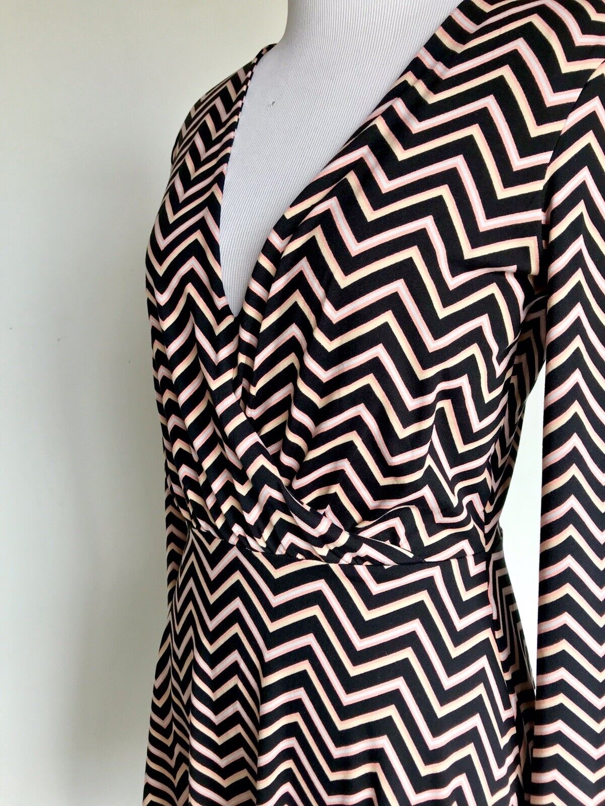 Love Fire Stretchy Chevron Stripe Long Sleeve Dress Size S NWT $32