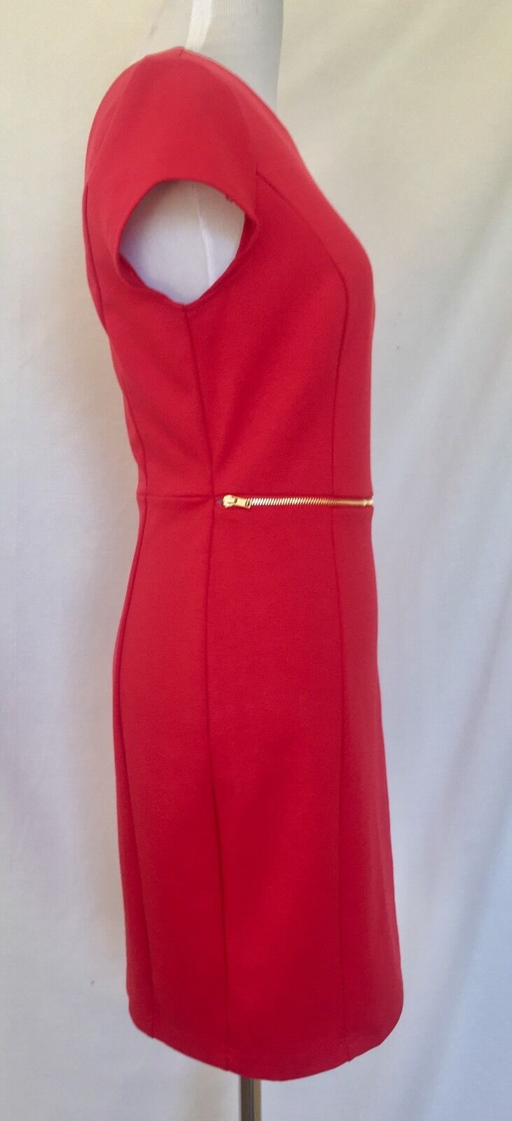 Romeo + Juliet Couture Red Dress With Waist Zip NWT Retail $205 Price $45 Size M