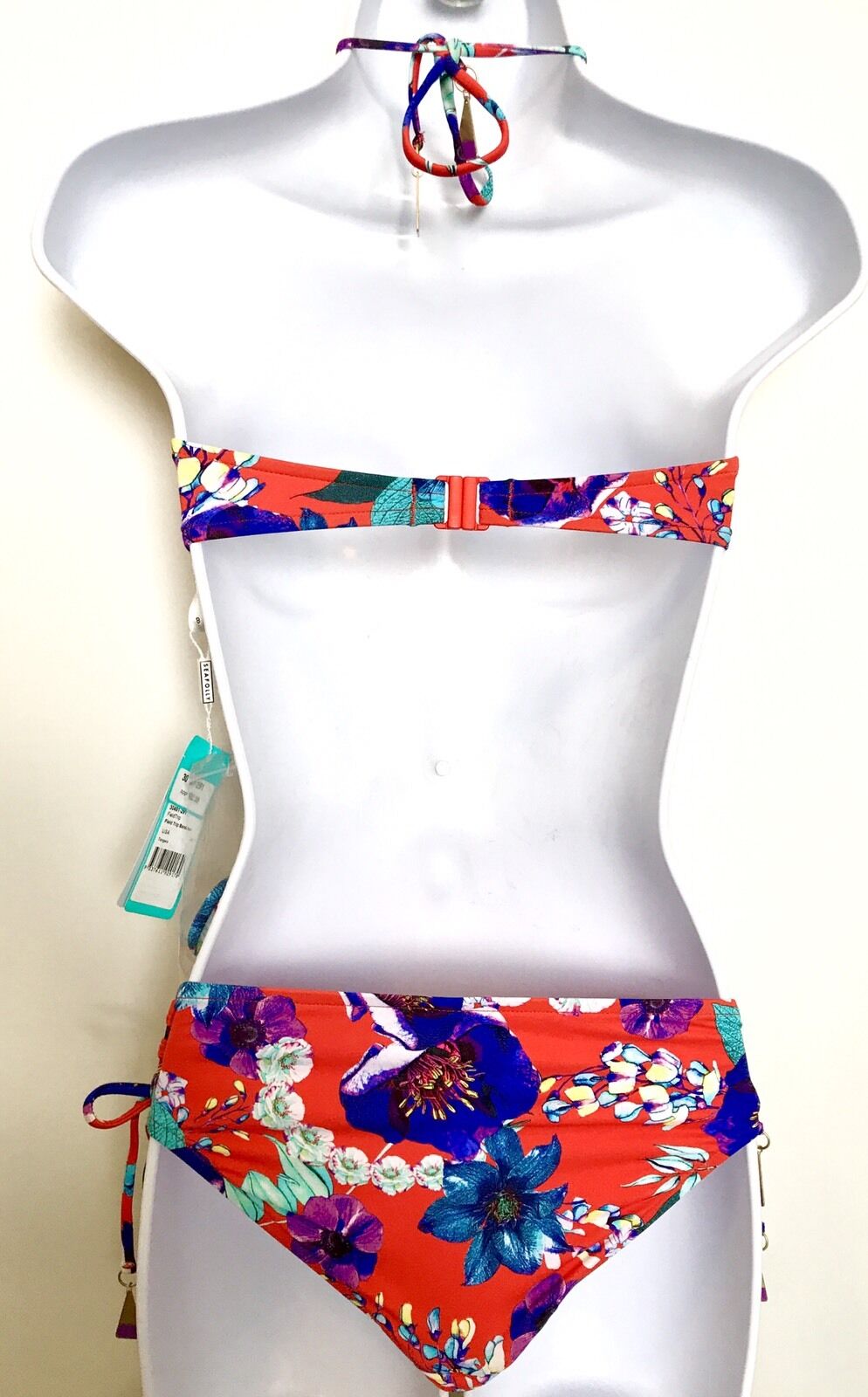 Seafolly Halter Or Center Strap Bikini. NWT Retails $169 Price $84 Size 4