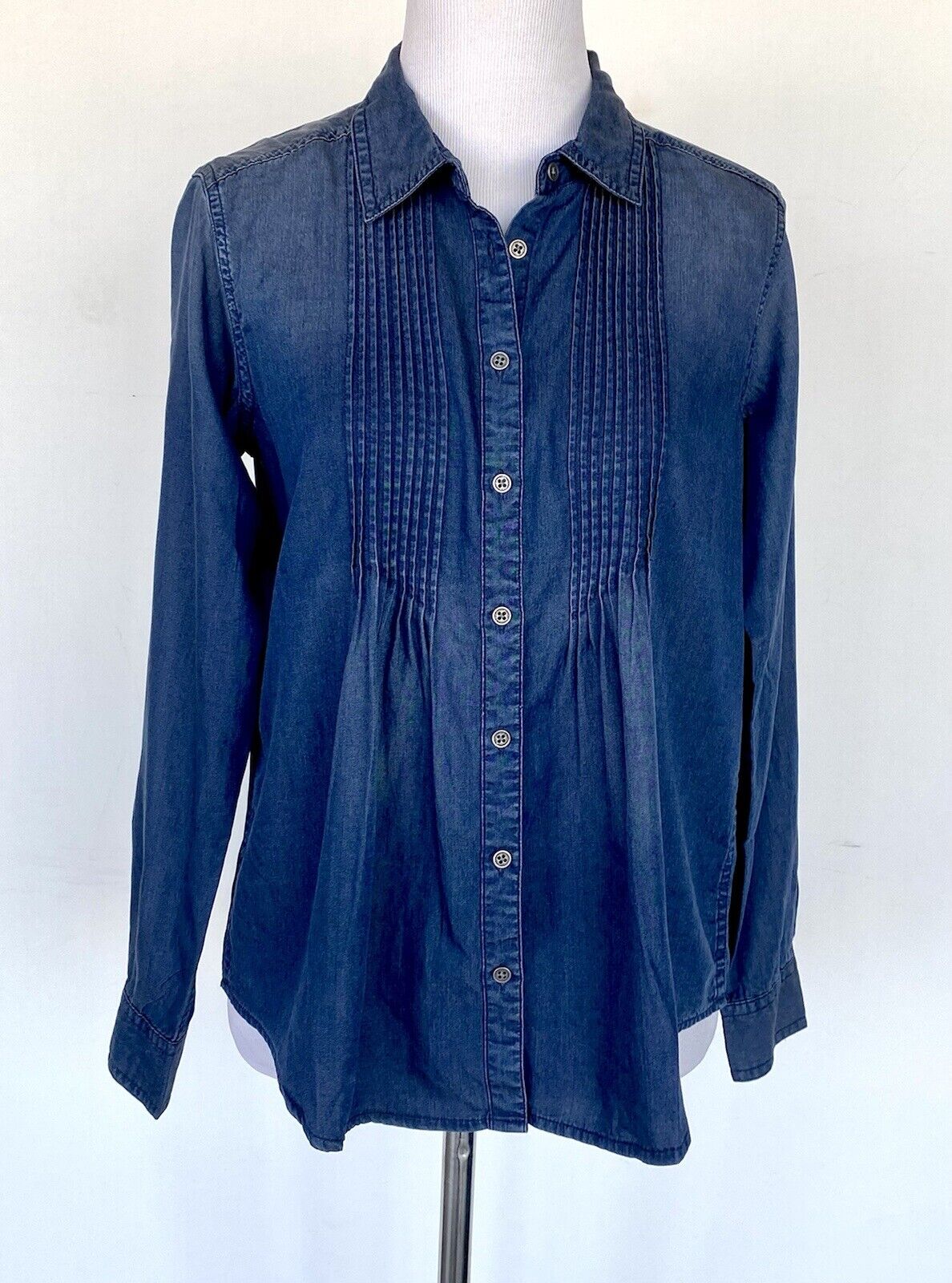Sundance Larkes Tune Chambray LS Blouse. Retails $118 Price $49 NWT Size PXS