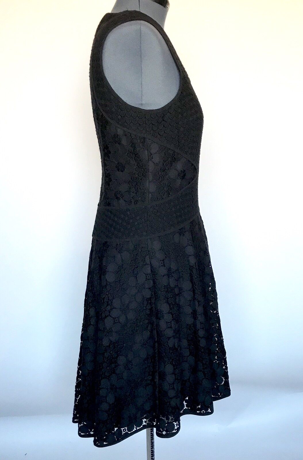 Diane Von Furstenberg Black Fiorenz Dress. NWT Retail $398 Price $198 Size 14