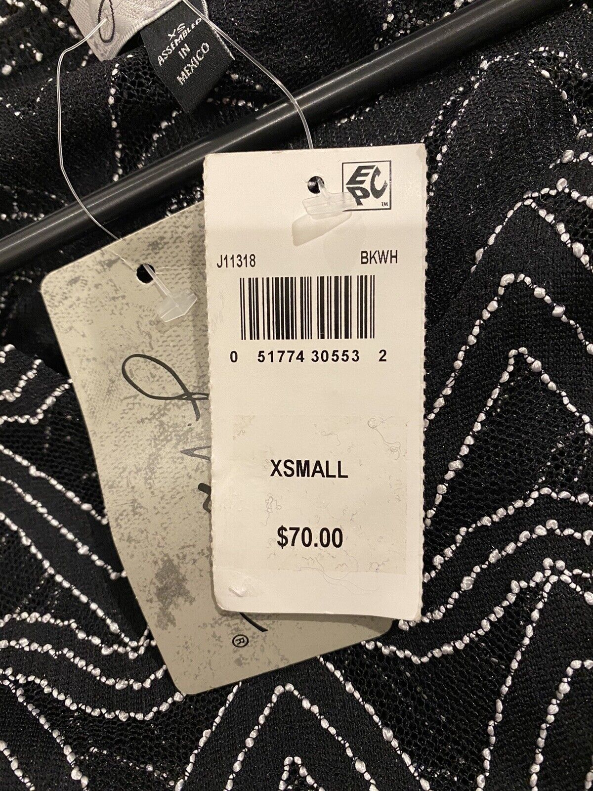 j valdi cover up Black & White Embroidered XS Retail $70 Price $24 NWT