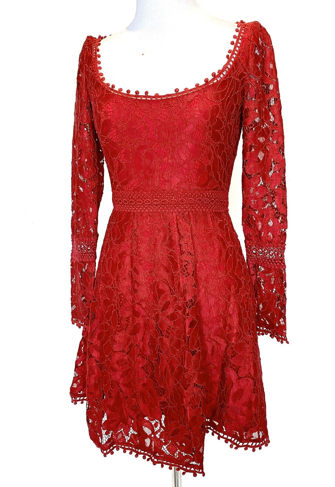 Nicholas Red Lace Crochet Edge Dress. Retails $495 Price $99 Size 0 NWT