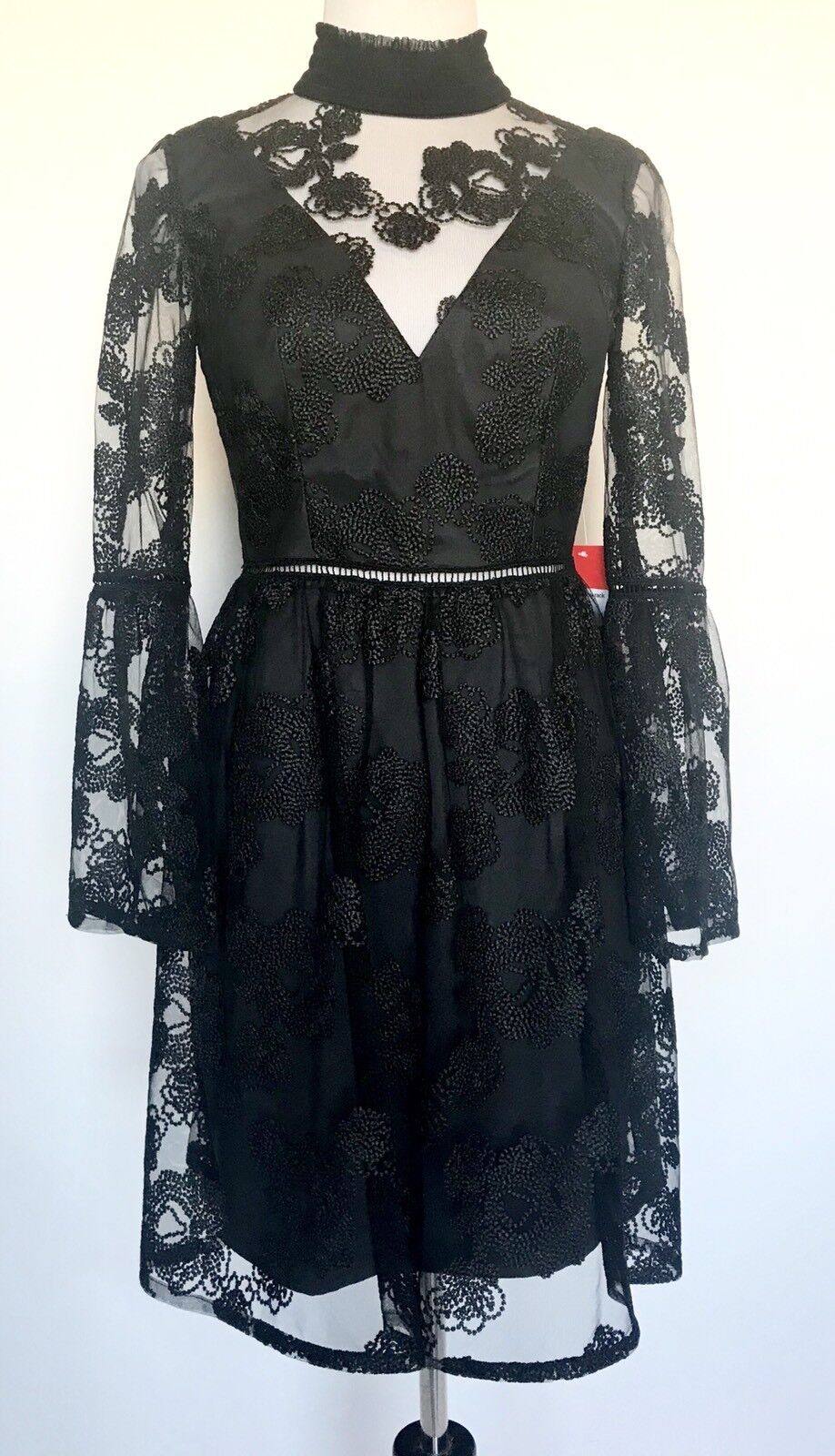NEW Monique Lhuillier Black Cocktail Dress NWT Retails $395 Price $199 Size 6