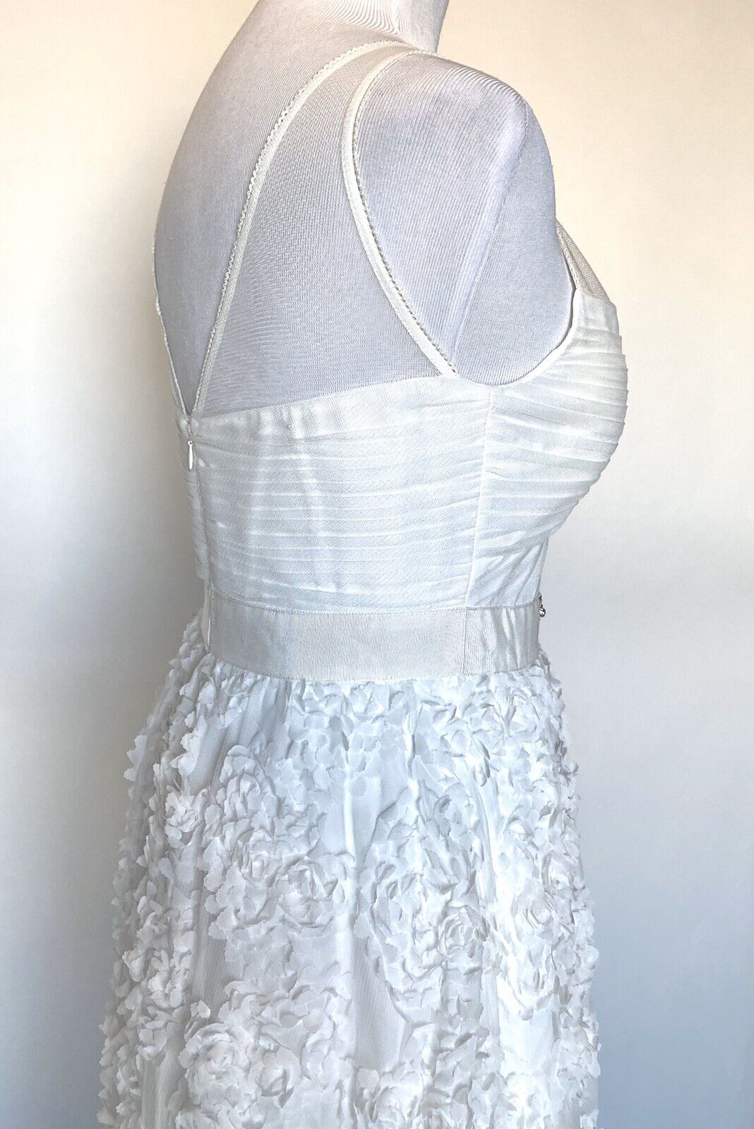 Adrianna Papell White Mesh Neck Wedding Dress NWT Size 6 Retails $299 Price $175