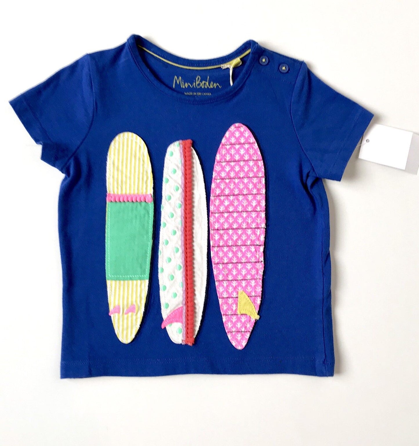 Mini Boden Surfboard Appliqué Tee. Retail $30 Price $19.97 2-3y NWT