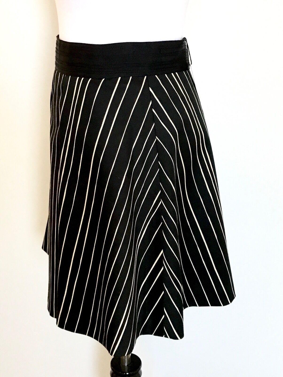 Alice + Olivia Black And White Stripe Skirt Retail $245 Price $75 NWT 6
