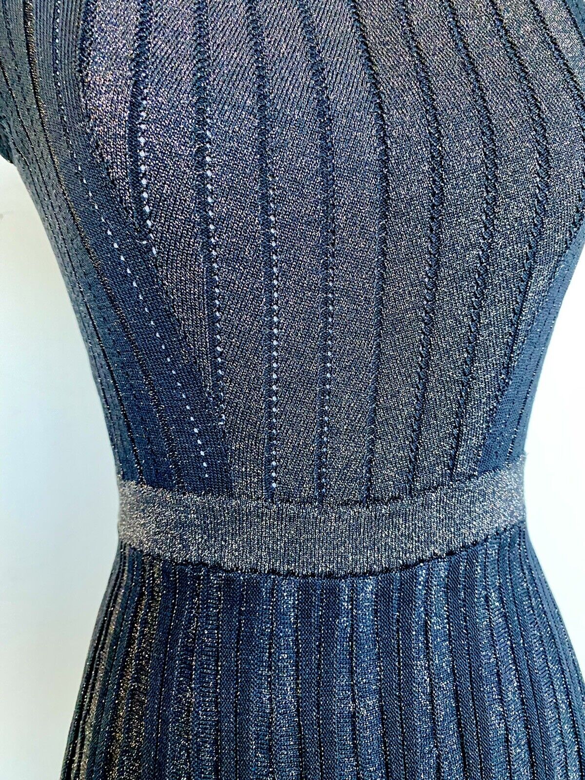 Elliatt black gold sparkle knit stretch dress XS/S retails $249 price price $89