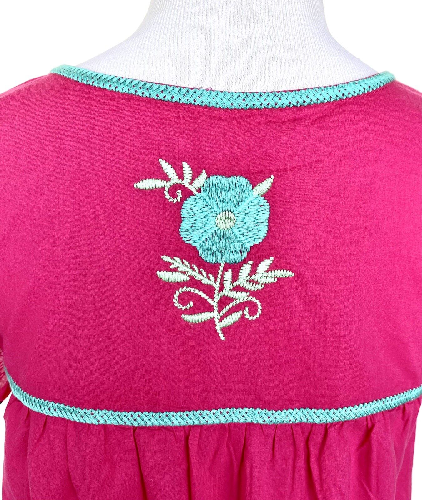 NWT J Marie embroidered Zuri Top size XS Retail $106 Price $56 ￼pink Turquoise